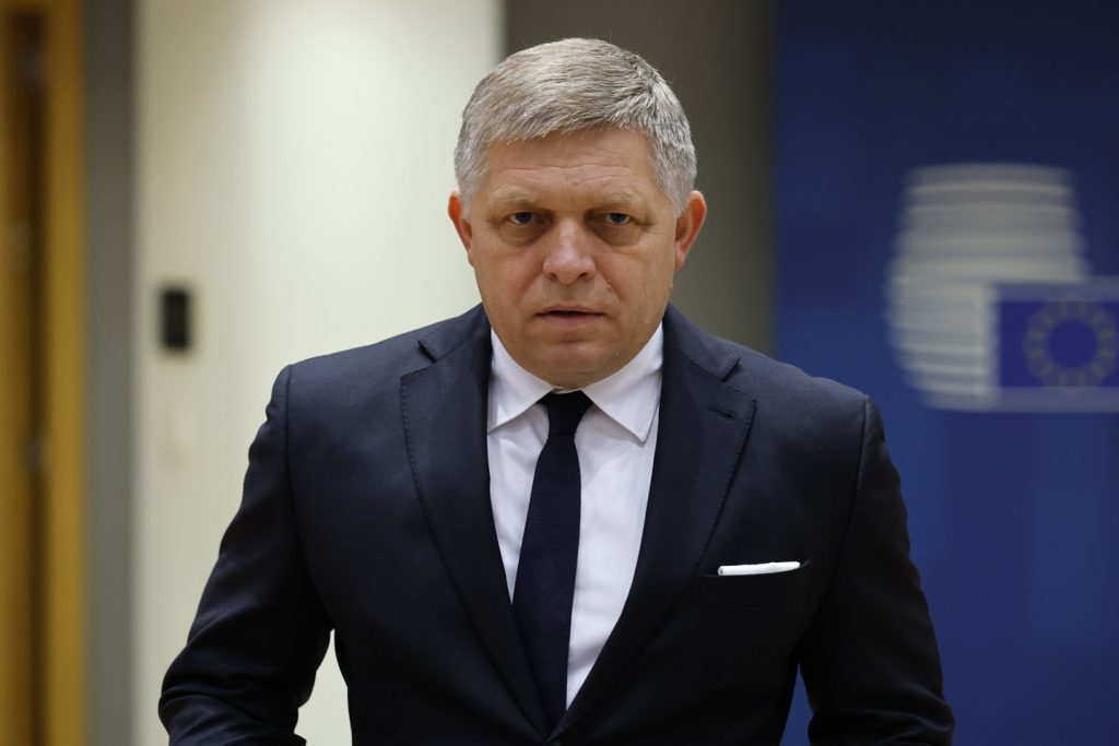 Robert Fico: Premijer Slovačke teško je ranjen 15. maja