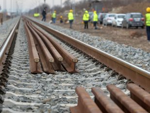 Započeta je obnova 16 železničkih stanica širom Srbije.