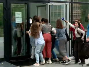 Grupa studenata STAV blokirala Rektorat Univerziteta u Novom Sadu