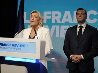 Nacionalno okupljanje: Marin le Pen i Žordan Bardela