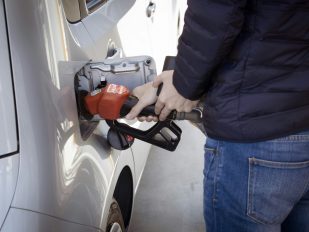 Cene goriva u regionu: Srbija na prvom mestu