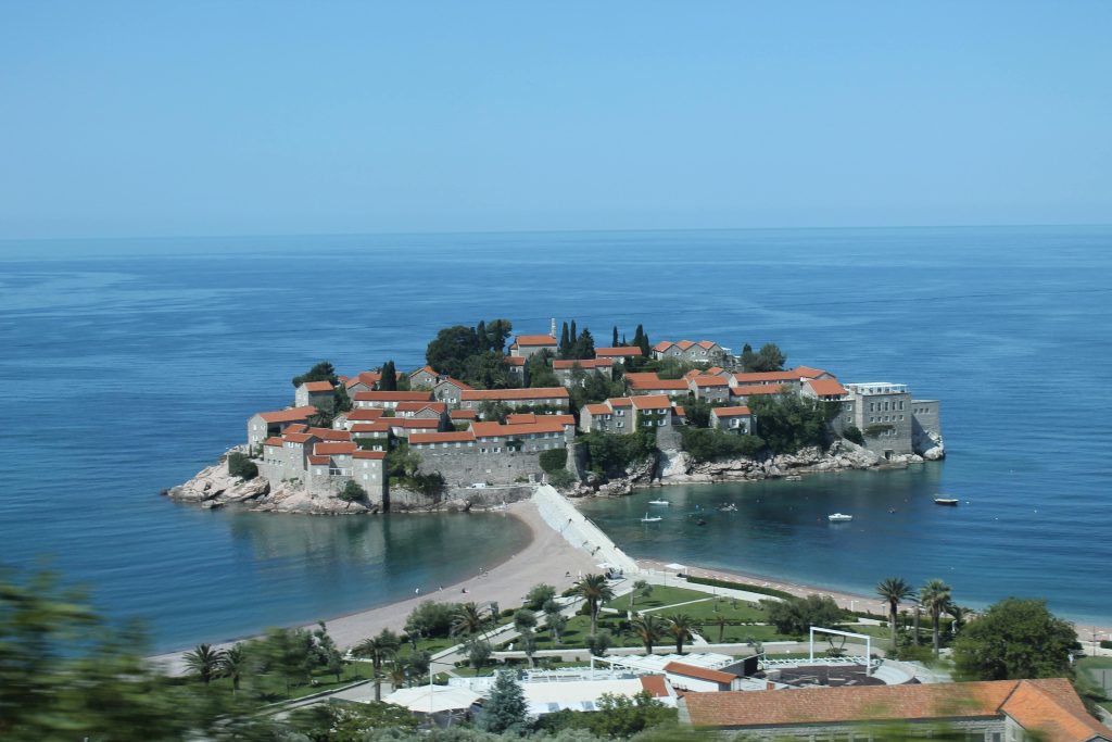 Sveti Stefan: Četvrtu godinu zaredom bez turista