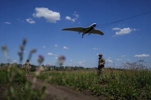 Ukrajinski dron na plaži ubio sedmoro ljudi među kojima i troje dece