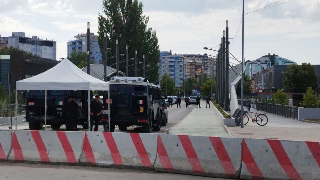Most u Kosovskoj Mitrovici