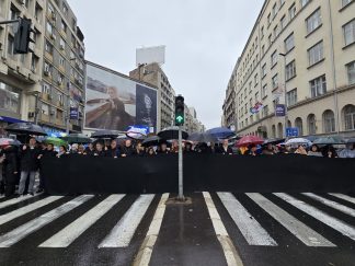 Akcija 15 minuta tišine za žrtve u Novom Sadu