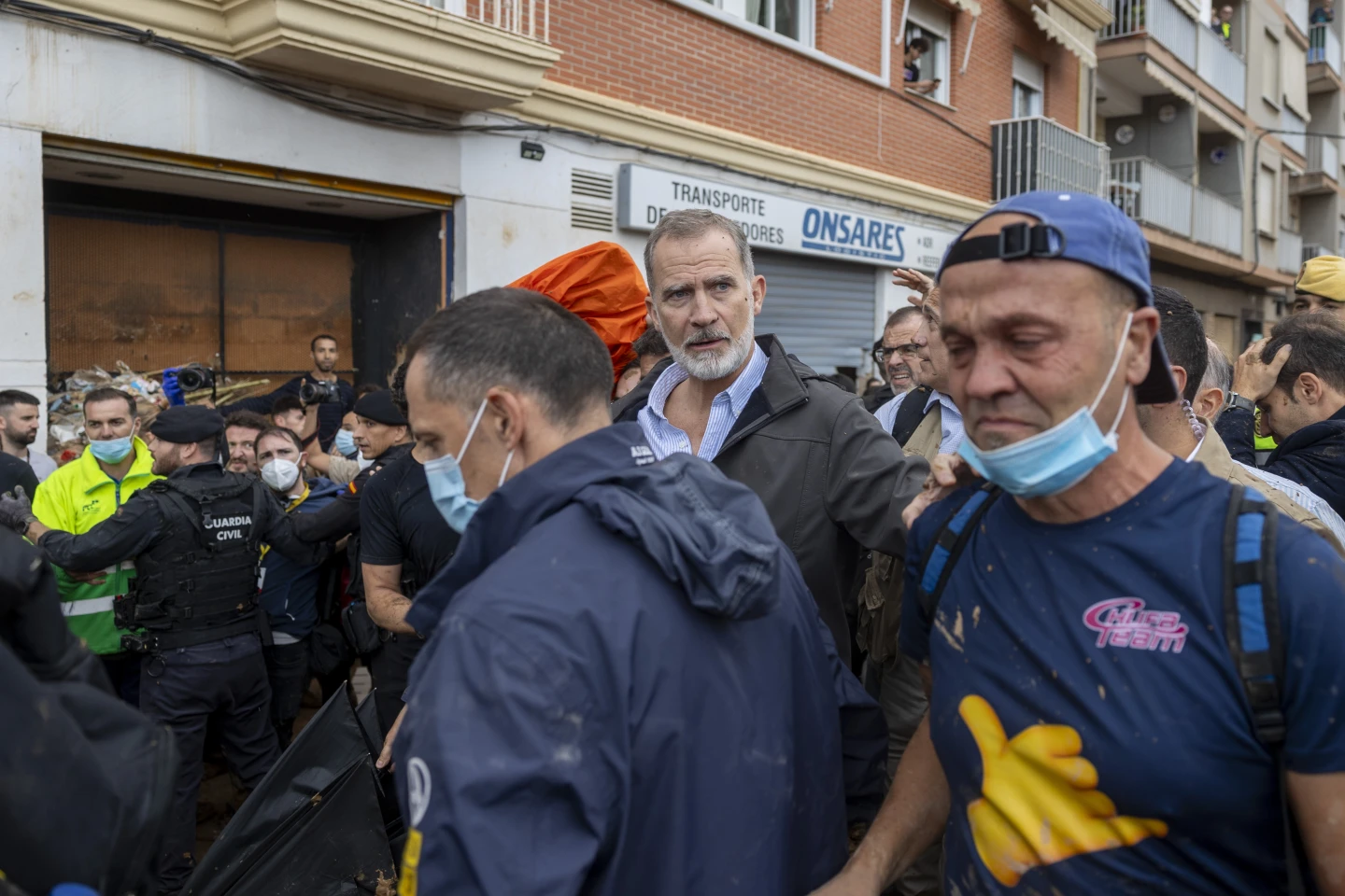 Španski kralj Felipe VI među besnim građanima