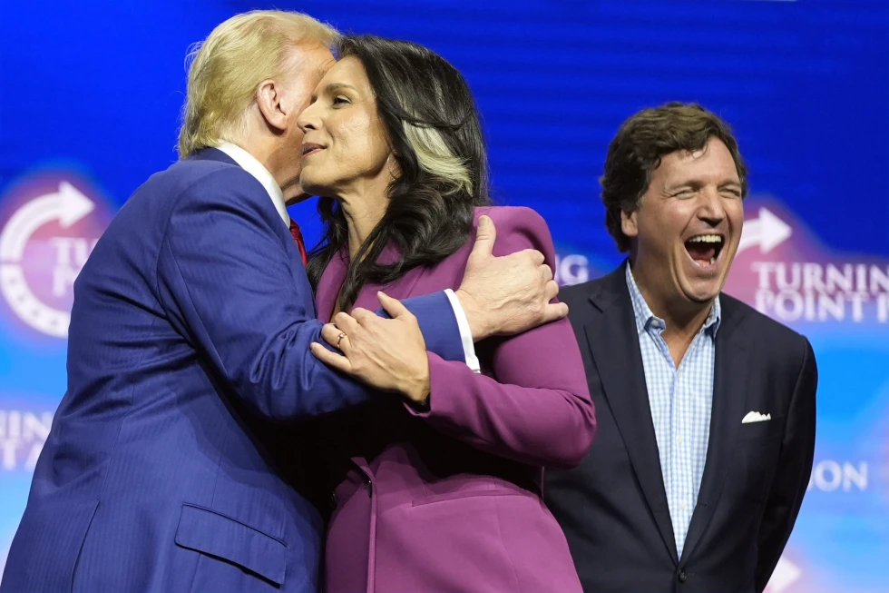 Donald Tramp, Tulsi Gebard i Taker Karlson