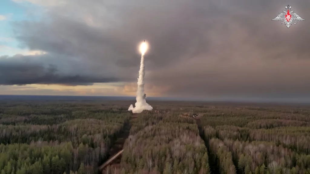 Testiranje interkontinentalne balističke rakete u Jarsu, Rusija