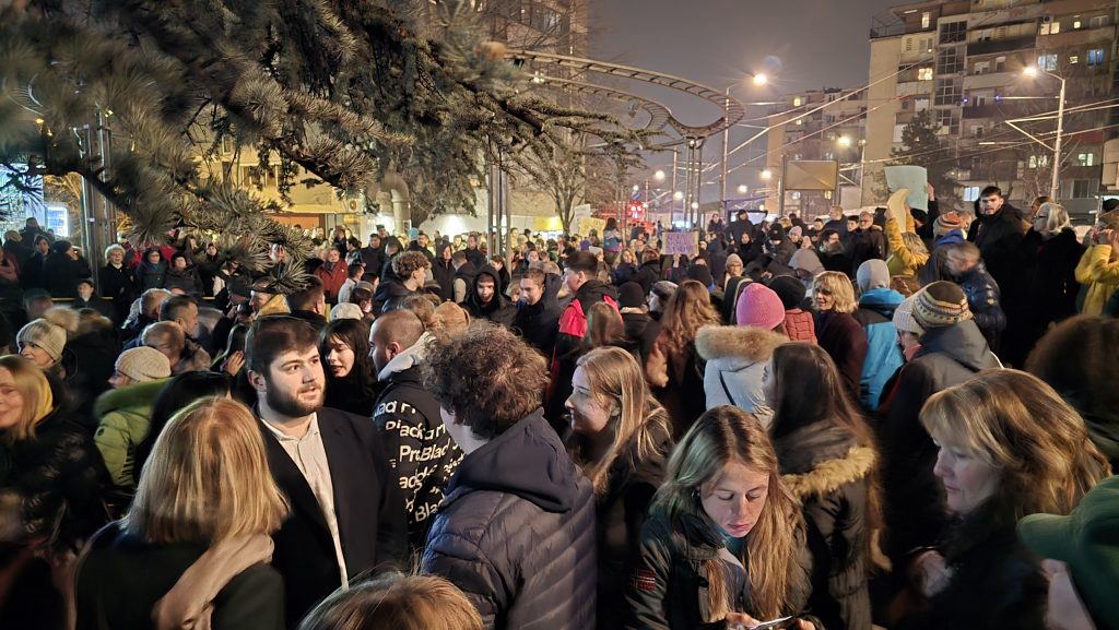 Protest ispred Osnovne škole „Josif Pančić“