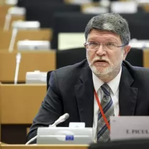 Tonino Picula