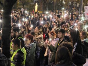 Protest srednjoškolaca ispred Vrhovnog javnog tužilaštva