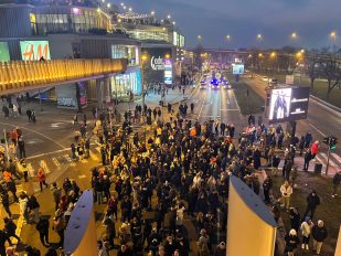 Protest kod Ada Mall-a