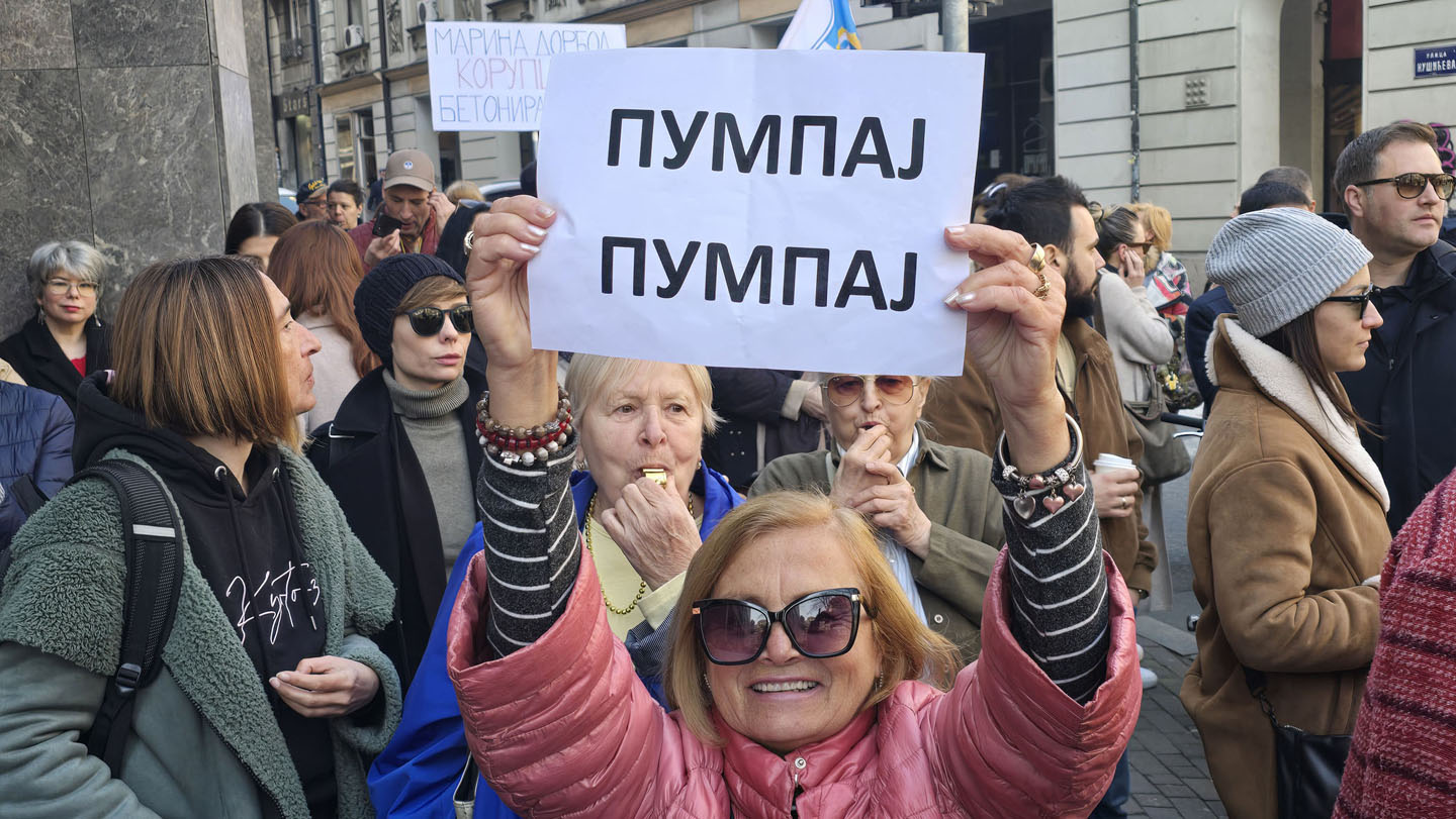 Stanovnici opštine Starog grada okupili su se u petak na zboru građana