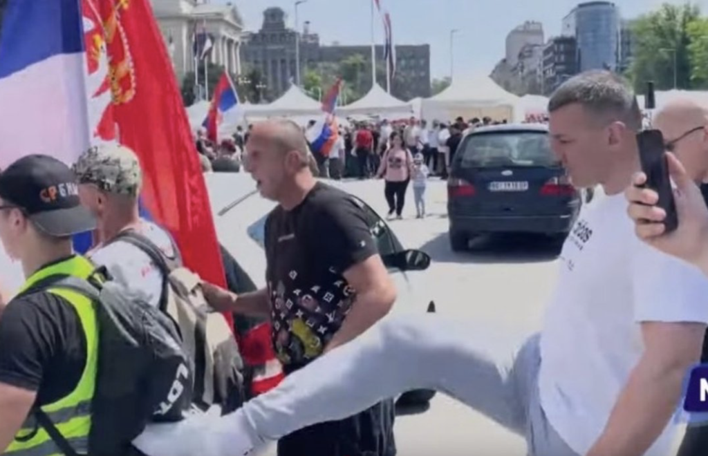 Vladimir Mandić na protestu 1. maja