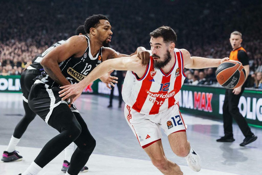 Košarkaši Zvezde i Partizana