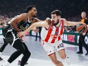 Košarkaši Zvezde i Partizana
