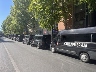 Totalna blokada, žandarmerija u džordža vašingtona
