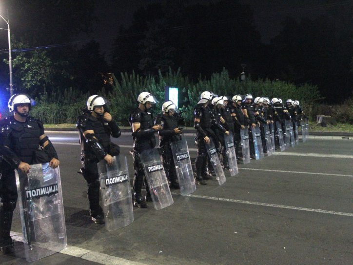 Interventna jedinica policije na protestu