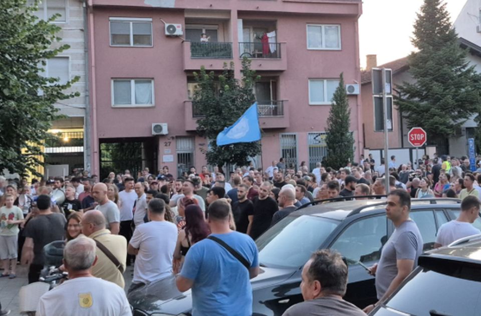 Protest u Novom Sadu: Na adresi gradonačelnika Žarka Mićina
