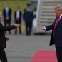 Donald Tramp i Vladimir Putin: Srdačni pozdravi na crvenom tepihu