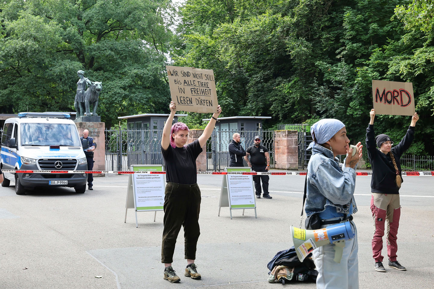 Protesti pred vrtom u Nirnbergu