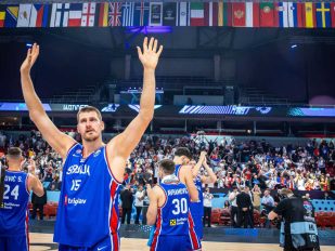 Proslava posle pobede: Nikola Jokić