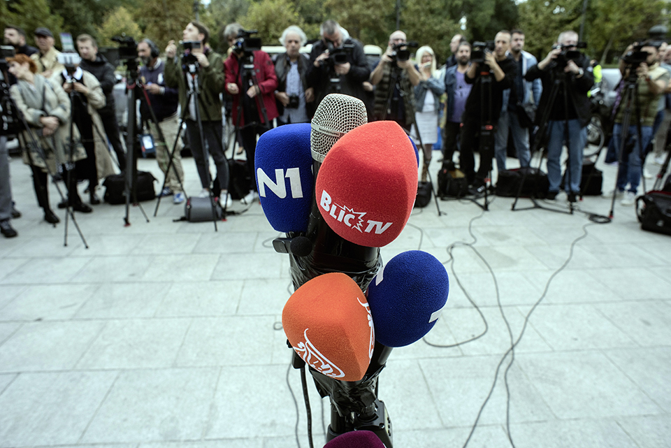Mediji
