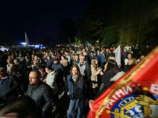 Okupljeni građani u Smederevu