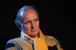 Svetozar Cvetković i protiv crnog i protiv belog