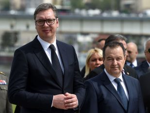 Predsednik Srbije Aleksandar Vučić i ministar unutrašnjih poslova Ivica Dačić