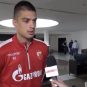 Bivši fudbaler Crvene zvezde Vujadin Savić daje intervju za televiziju