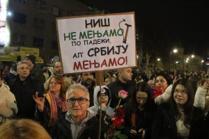 Studenti su naveli da će se prisetiti svega kroz šta su prošli tokom tokom 11 meseci protesta, od vređanja i omalovažavanja, preko gaženja i prebijanja, pa sve do hapšenja.