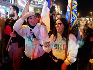 Doček studenata iz Novog Pazara u Beogradu.