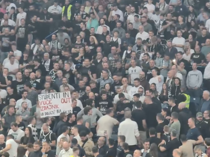 Navijači na utakmici Partizana i Pariza