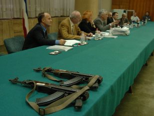 Konferencija za novinare povodom povodom izvestaja državne komisije o pogibiji vojnika u kasarni na Topčideru 2004. godine