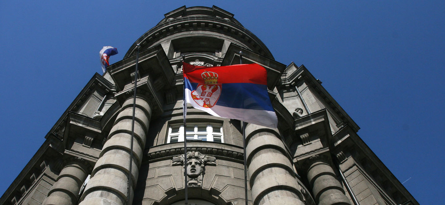 U svakoj zemlji, na svakom javnom servisu, na svim komercijalnim televizijama, odlazak Zdravka Šotre bio bi vest važna makar kao Halidova sahrana, ali to se nažalost nije desilo.