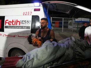 Najsmrtonosniji napadi izraelske vojske na Gazu otkako je 10. oktobra na snagu stupio prekid vatre najozbiljniji su izazov za krhko primirje.