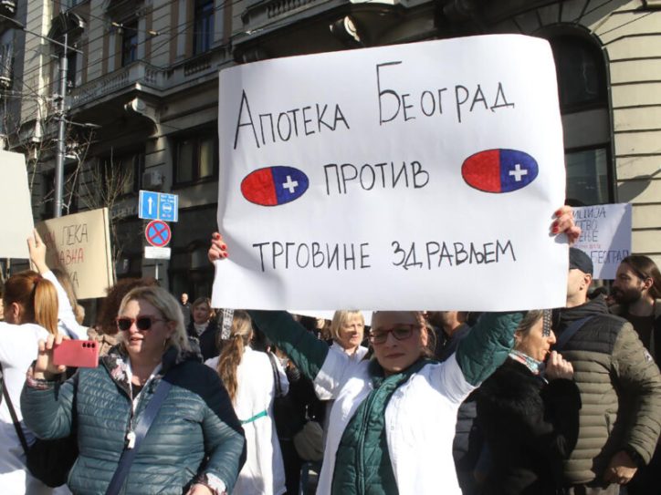 Protest zaposlenih u Apoteci Beograd