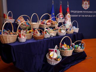 Vučić je letos smanjenje cena u prodavnicama najavio kao magično rešenje mnogih problema.