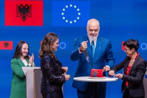 Edi Rama i Marta Kos