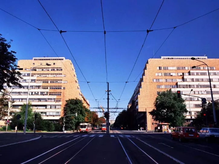 Predsednik Srbije Aleksandar Vučić najavio je da će lično podneti krivične prijave protiv svih koji su učestvovali „u hajci za uništenje“ investicije u Generalštab.