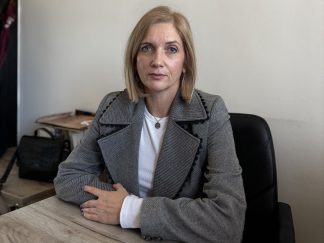 Profesorka istorije Irena Ljubomirović za „Vreme“ kaže da ona i mnoge kolege neće pristati da ih sa Filozofskog fakulteta prebace na protivzakonito i instant skrpljen Fakultet srpskih studija.