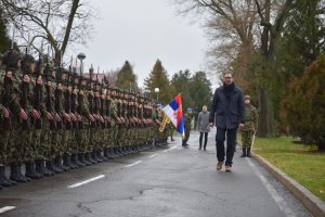 Predsednik Srbije Aleksandar Vučić vrši smotru jedinice Vojske Srbije