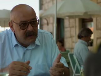 Danas su svi ti Dilparići još uvek tu, zveckaju oružjem, šire mržnju prema komšijama.