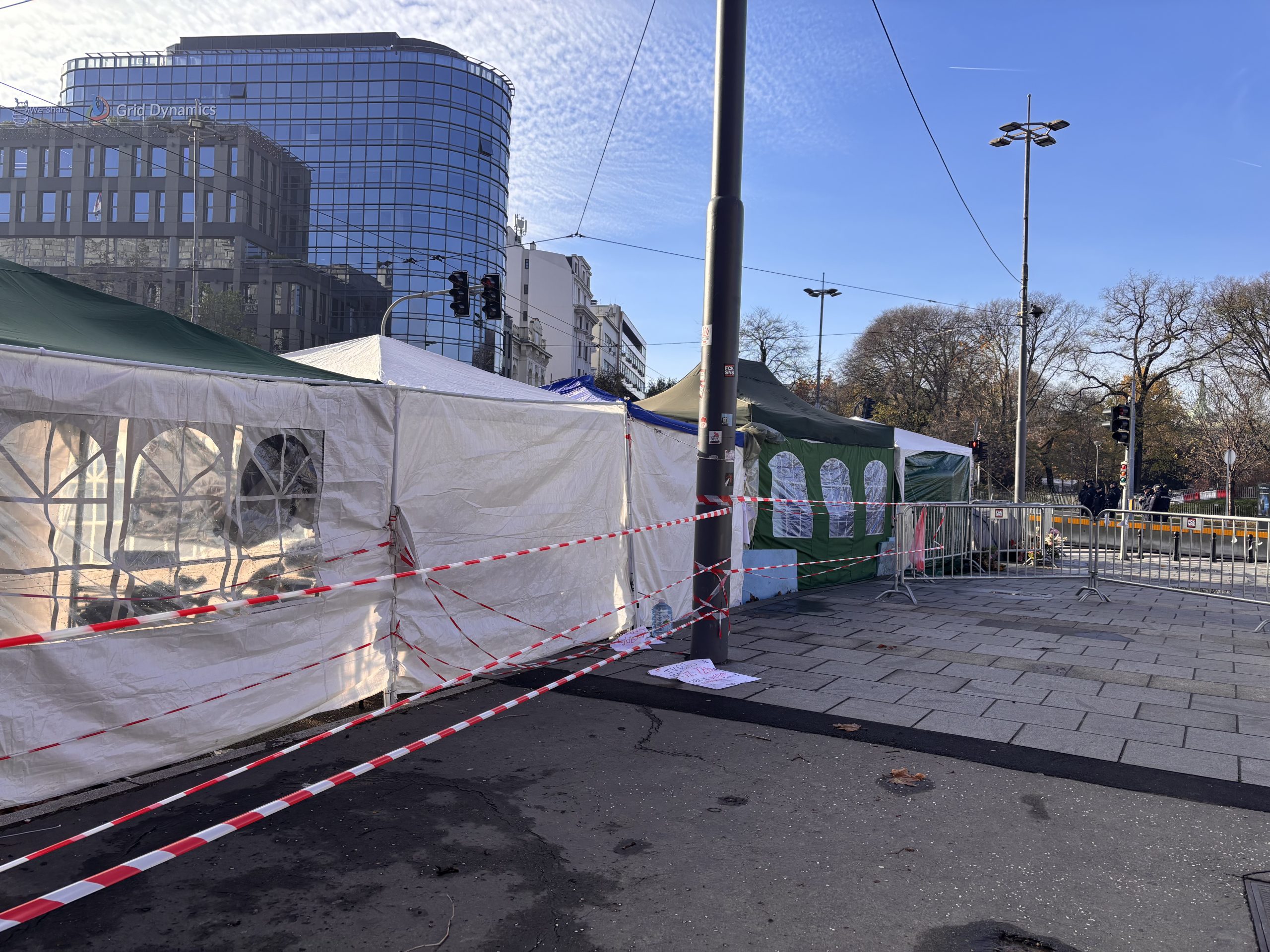 Šator Dijane Hrke i zborova