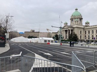 Plato ispred Skupštine Srbije