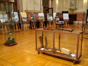 Fotografije i artefakti logora Jasenovac u Skupštini Srbiji