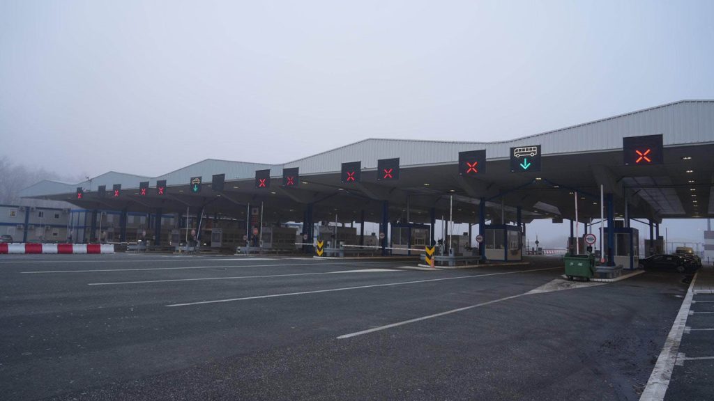 Kamioni blokiraju granične prelaze