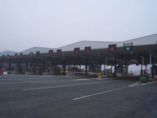 Kamioni blokiraju granične prelaze