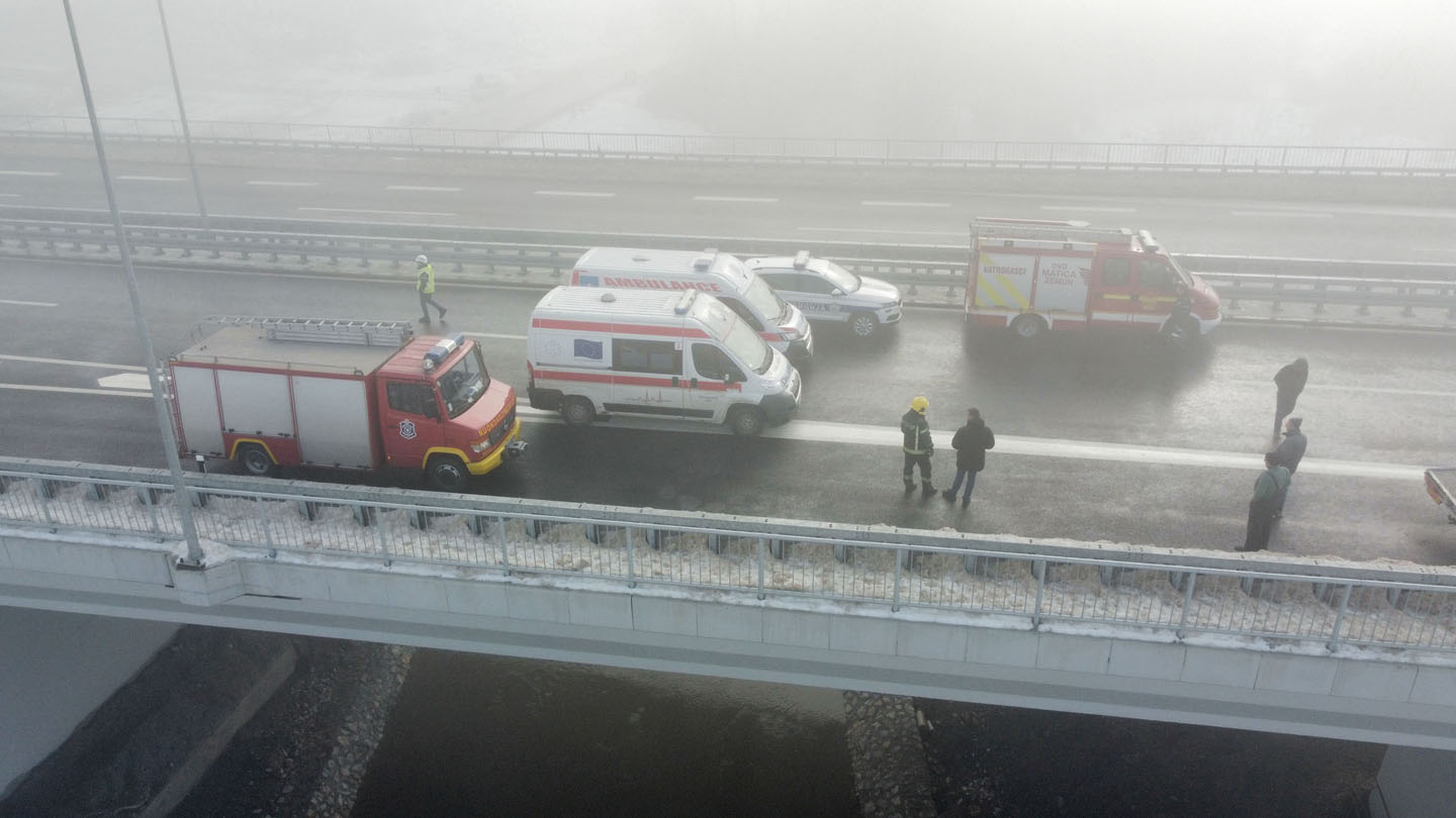 Kola hitne pomoći na Milošu Velikom